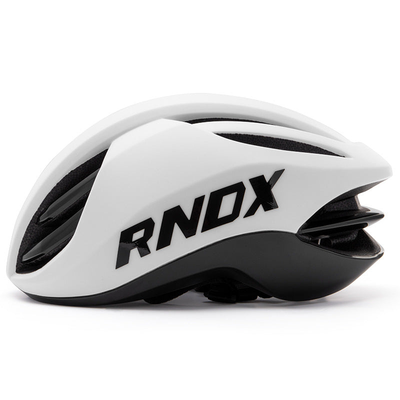 Casque de protection respirant en une seule pièce