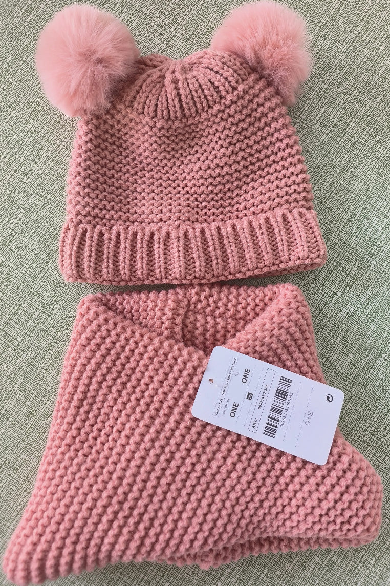 Fausse boule de fourrure décoratif bébé tricoté chapeau en laine tricoté écharpe tricoté ensemble deux-pièces