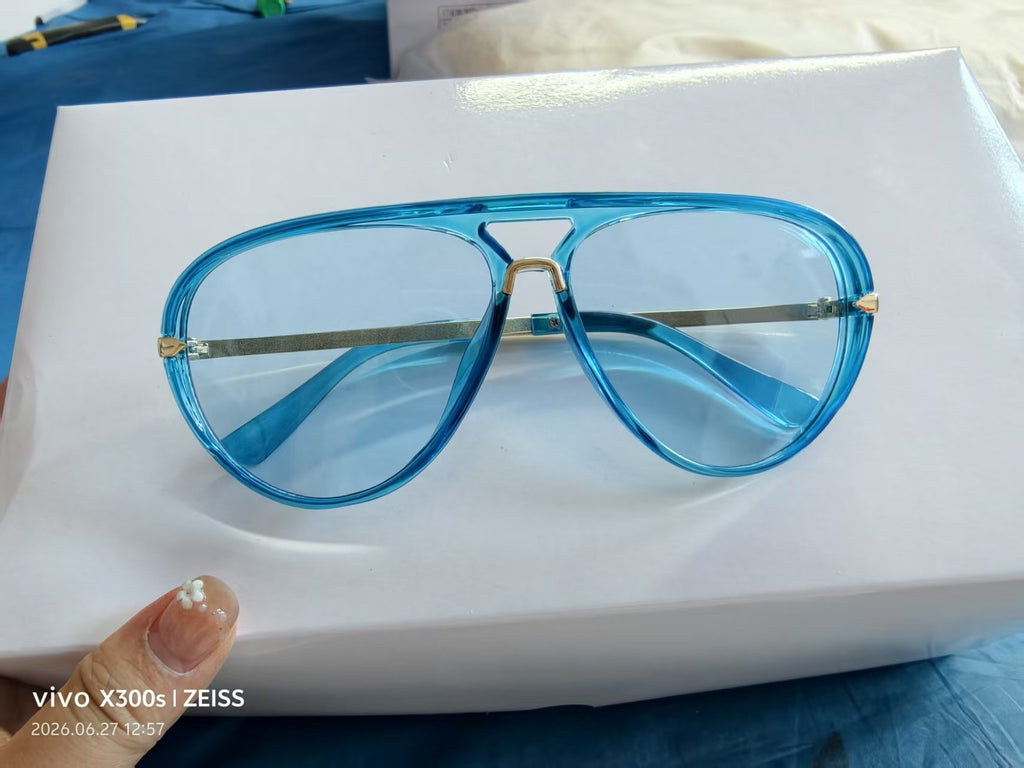 Lunettes de soleil de style grenouille