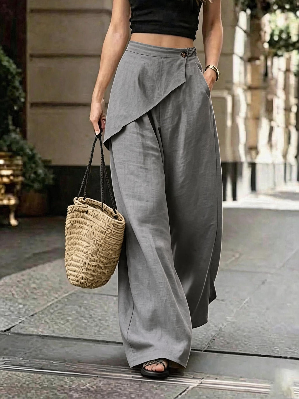 Pantalons à jambes larges pour femmes avec un design non conventionnel et niche