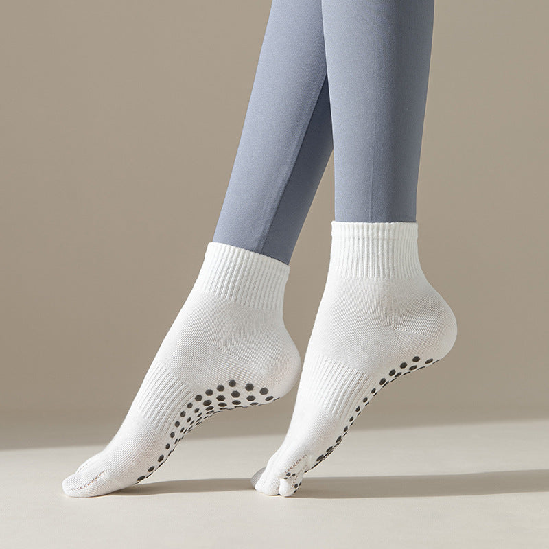 Été Longueur cheville Yoga Non-dérapant Pilates professionnels à cinq doigts Chaussettes