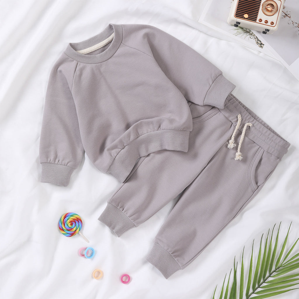 Chemise et pantalons pour enfants