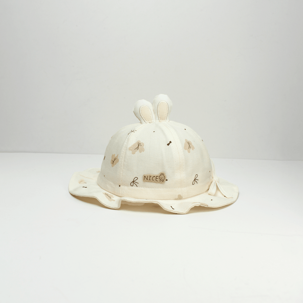 Les oreilles de lapin en peluche homme et femme avec le logo NlCE et le motif imprimé