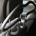 Suspensions en manteau de voiture