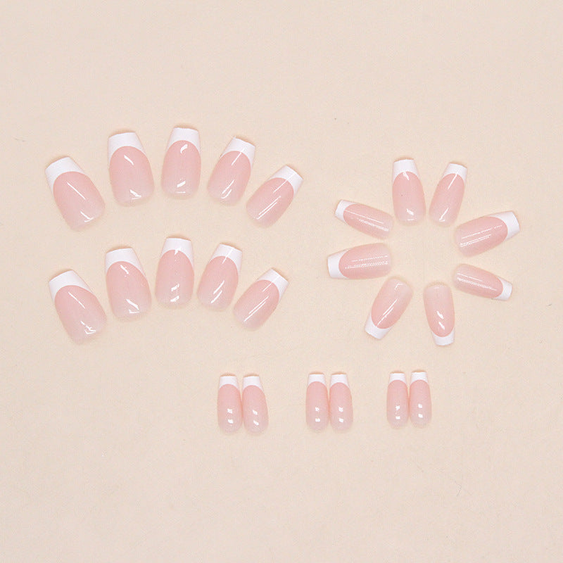 Décorations pour ongles blancs au clair de lune