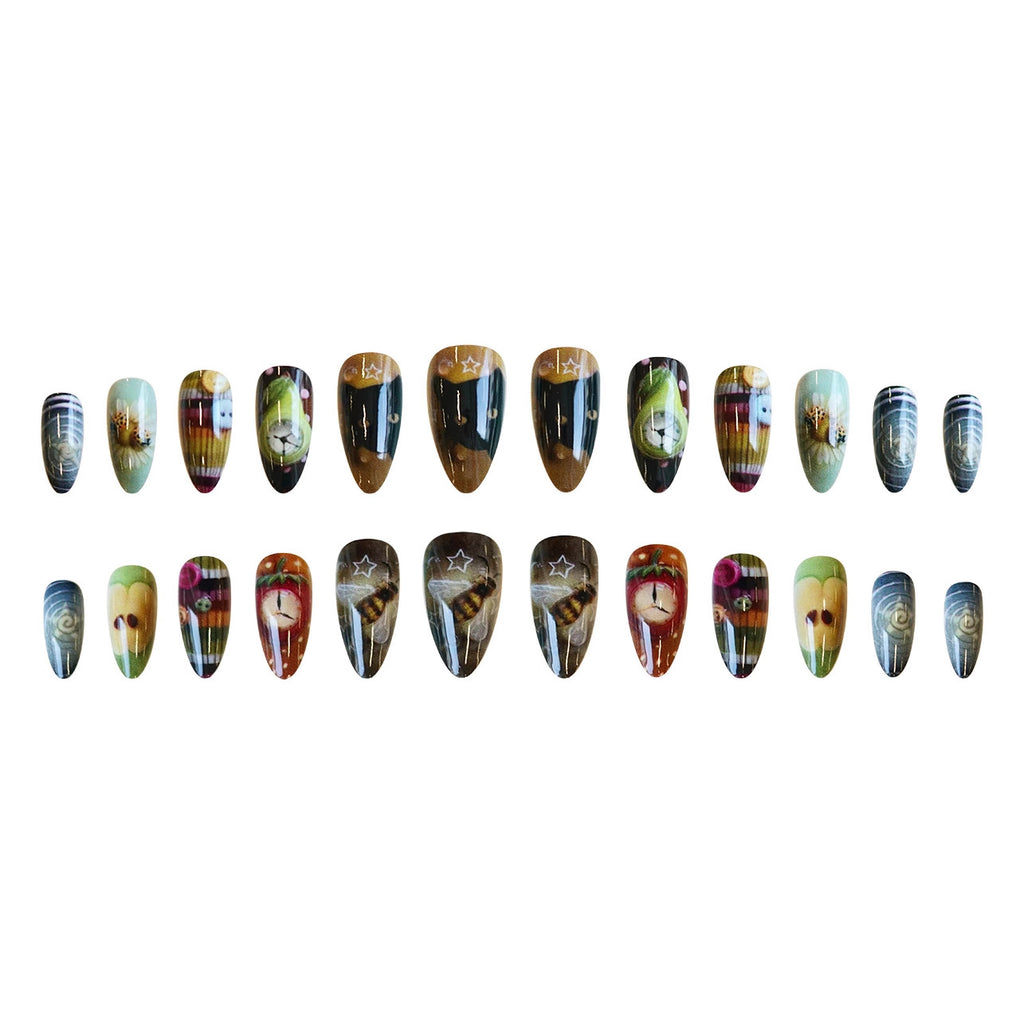 Faux amande Maximaliste Nails A Niche Y2K-inspiré Art-avant Subculture Tendance 24 pièces P