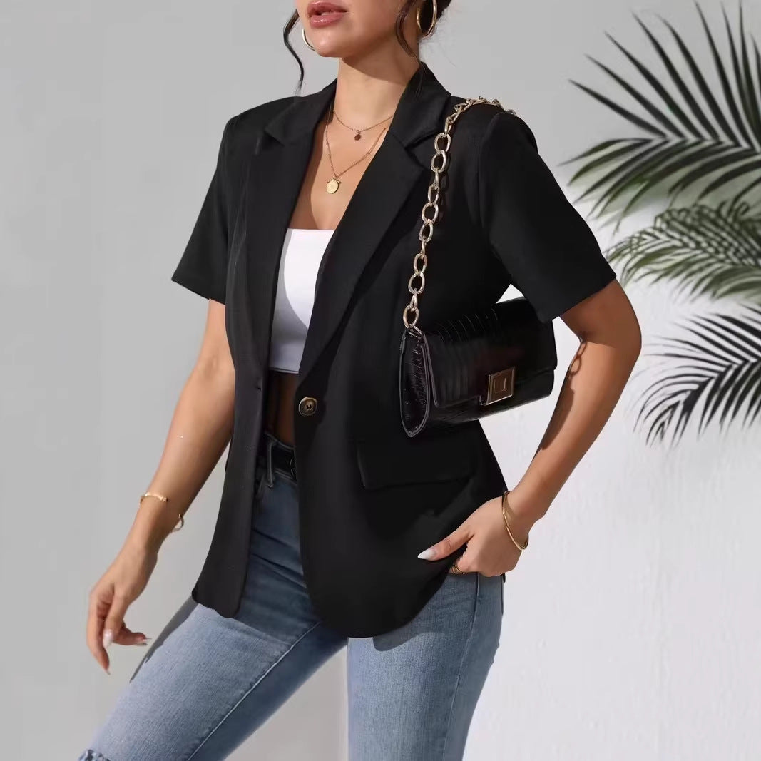 Elegant and versatile short-sleeved blazer