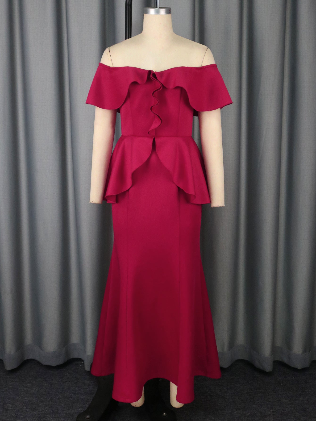 Robe en queue de poisson sans chaussure