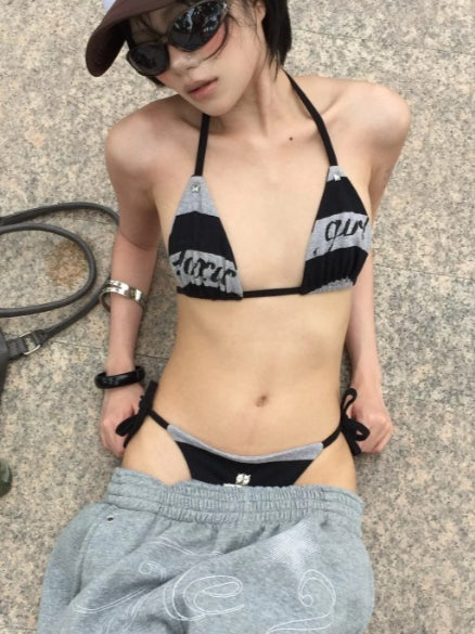 Ensemble de deux pièces de bikini sexy imprimé à la croix en Strass