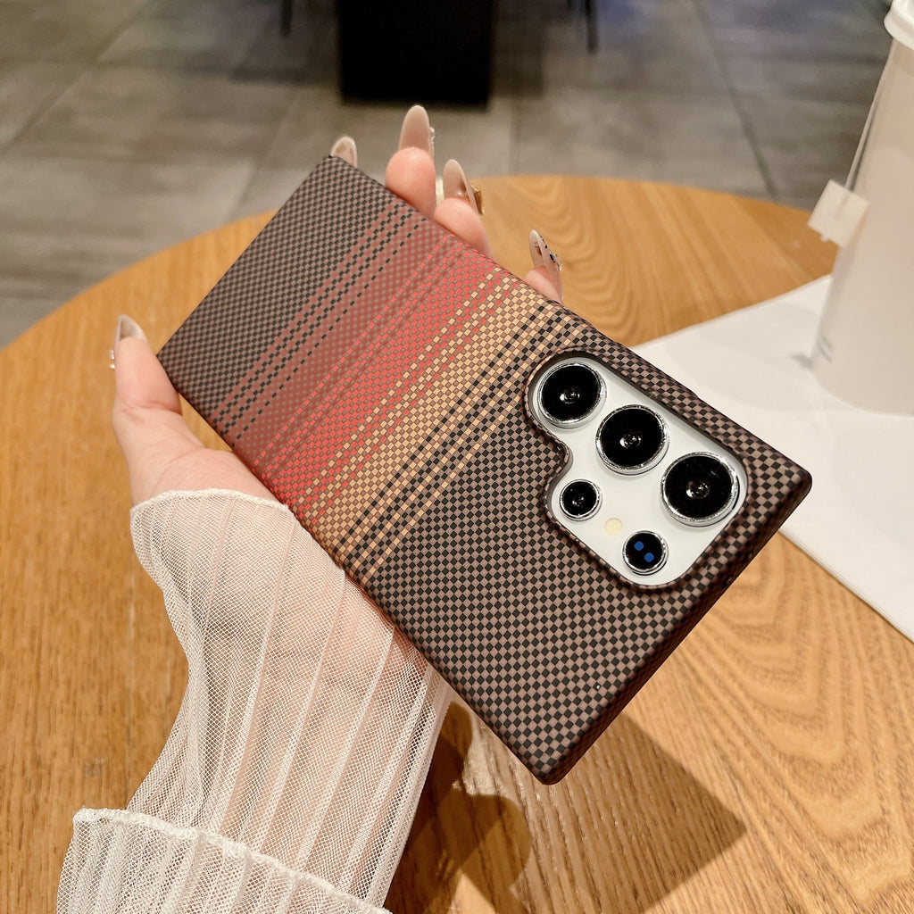 Boîtier de téléphone dur magnétique S23U intégré