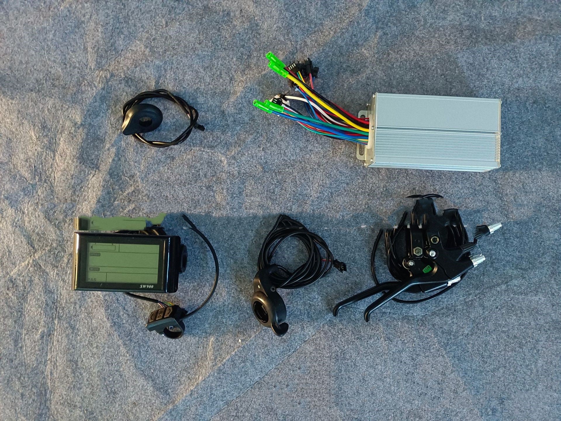 Vélo électrique au lithium moteur 36V250W