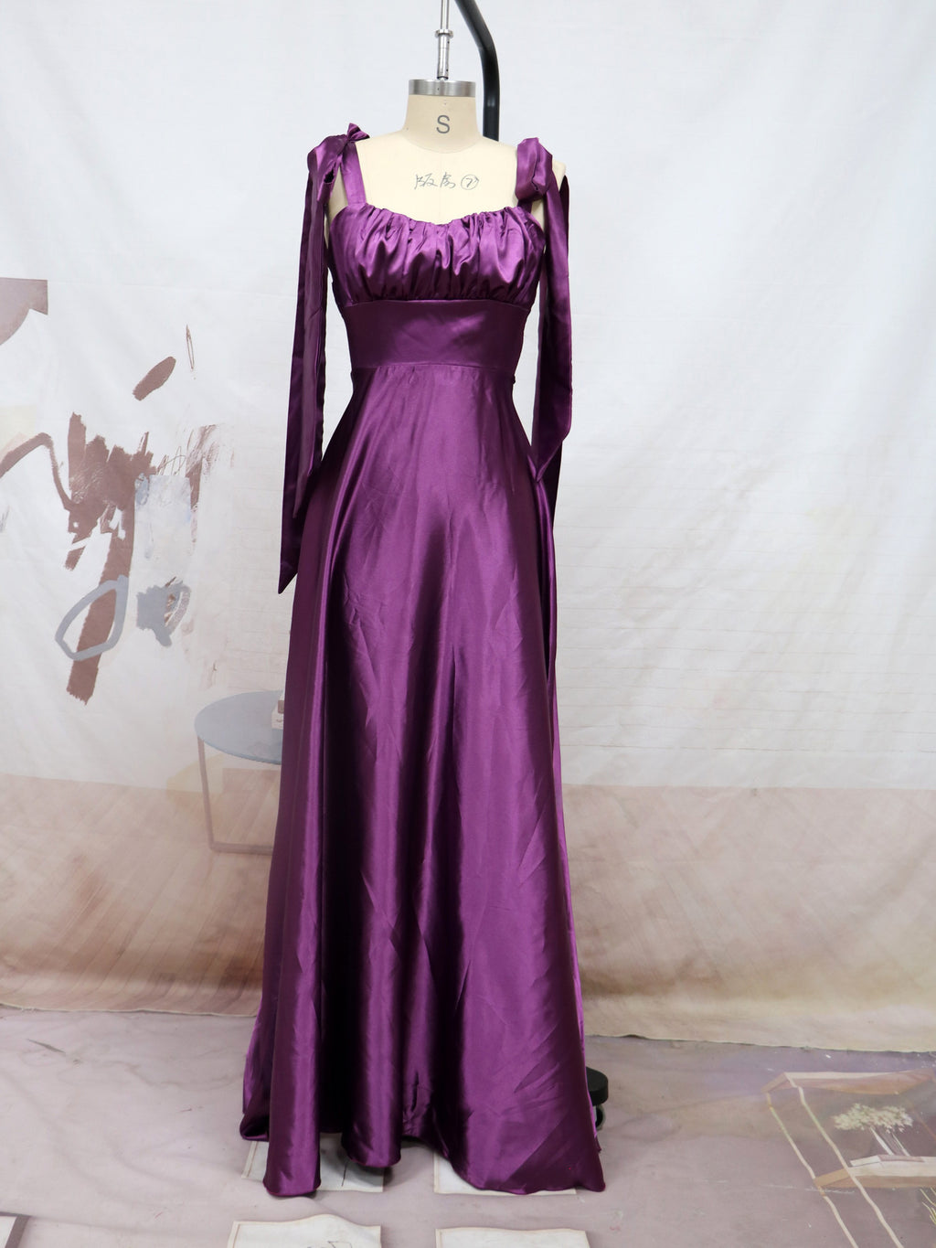 Mode Sans manches Camisole Gown Demoiselle d'honneur Robe de soirée Femmes