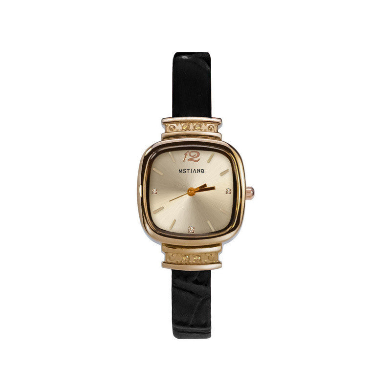 Montre femme de style rétro avec un design minimaliste Petite Square
