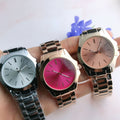 Elégance décontractée et créativité Quartz Wrist Watch Homme et femme Style de matching coréen Si