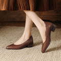 Femmes Chaussures en cuir pointu à talon moyen taille basse
