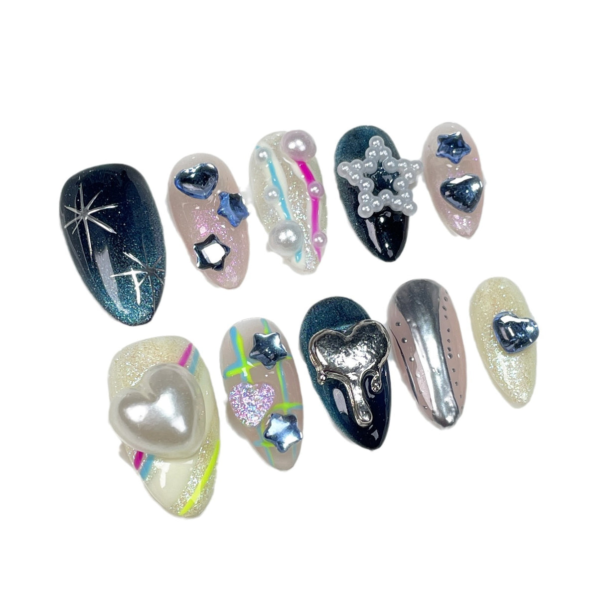 Les faux ongles européens et américains en forme d'amande