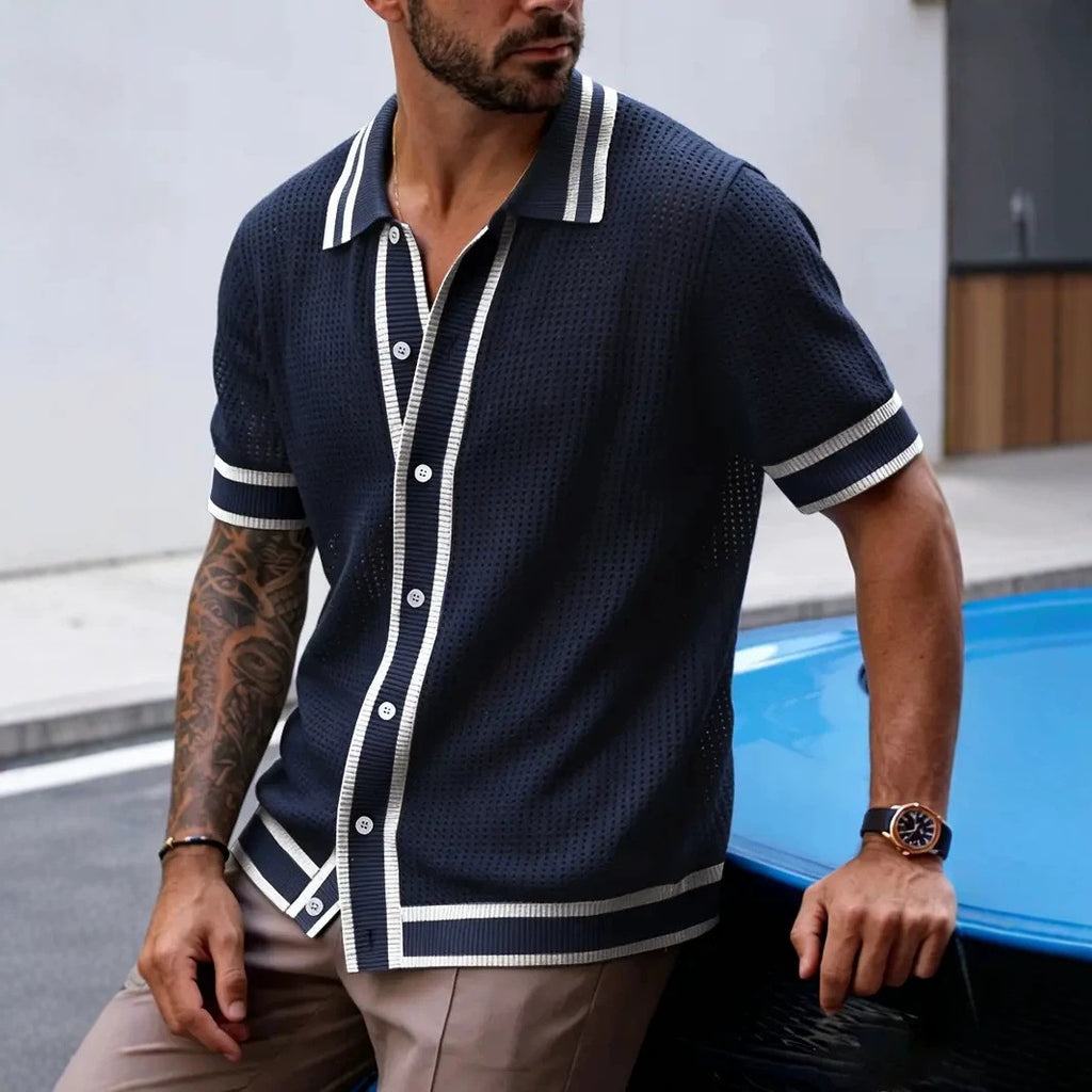 Men's knitted shirt with lapel and short sleeves