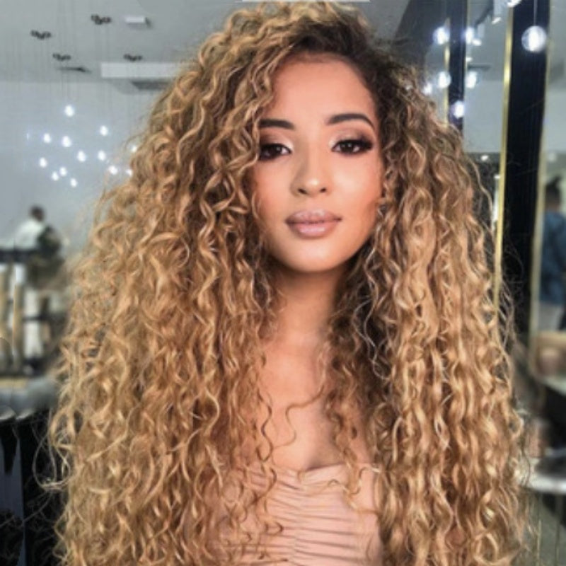 Curlings de cheveux bouclés africains avec longs cheveux bouclés