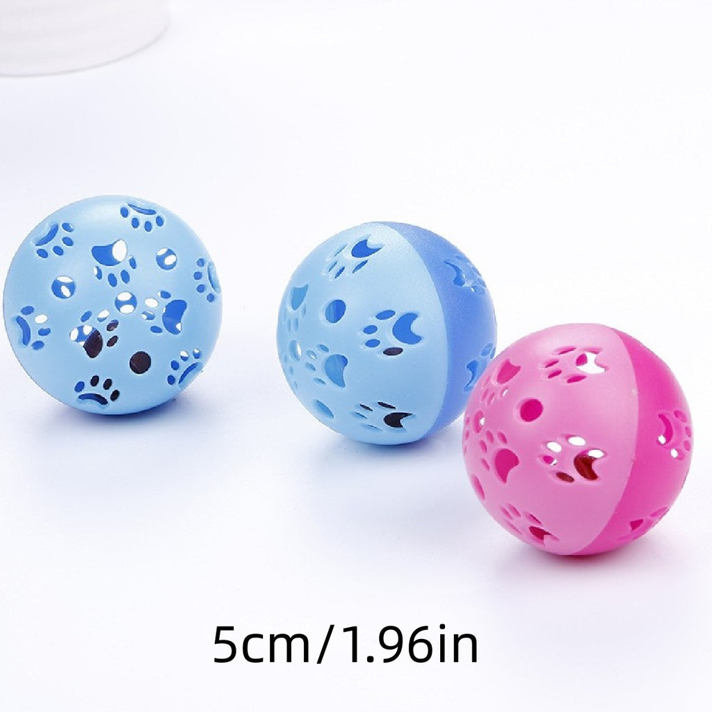 Balle de teasing de chat en plastique coloré Mesh Hollow Sound