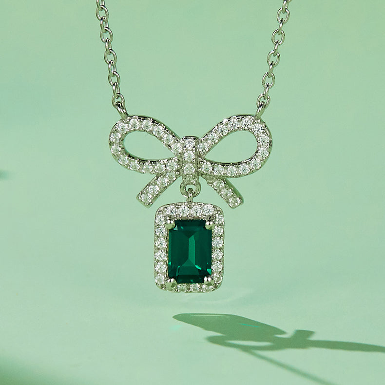 S925 Collier d'arc émeraude en argent 2,6g créé en laboratoire
