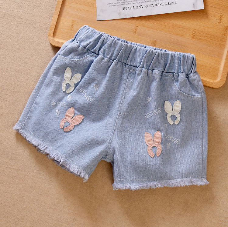Shortsversatile denim de filles et parfait pour porter dehors