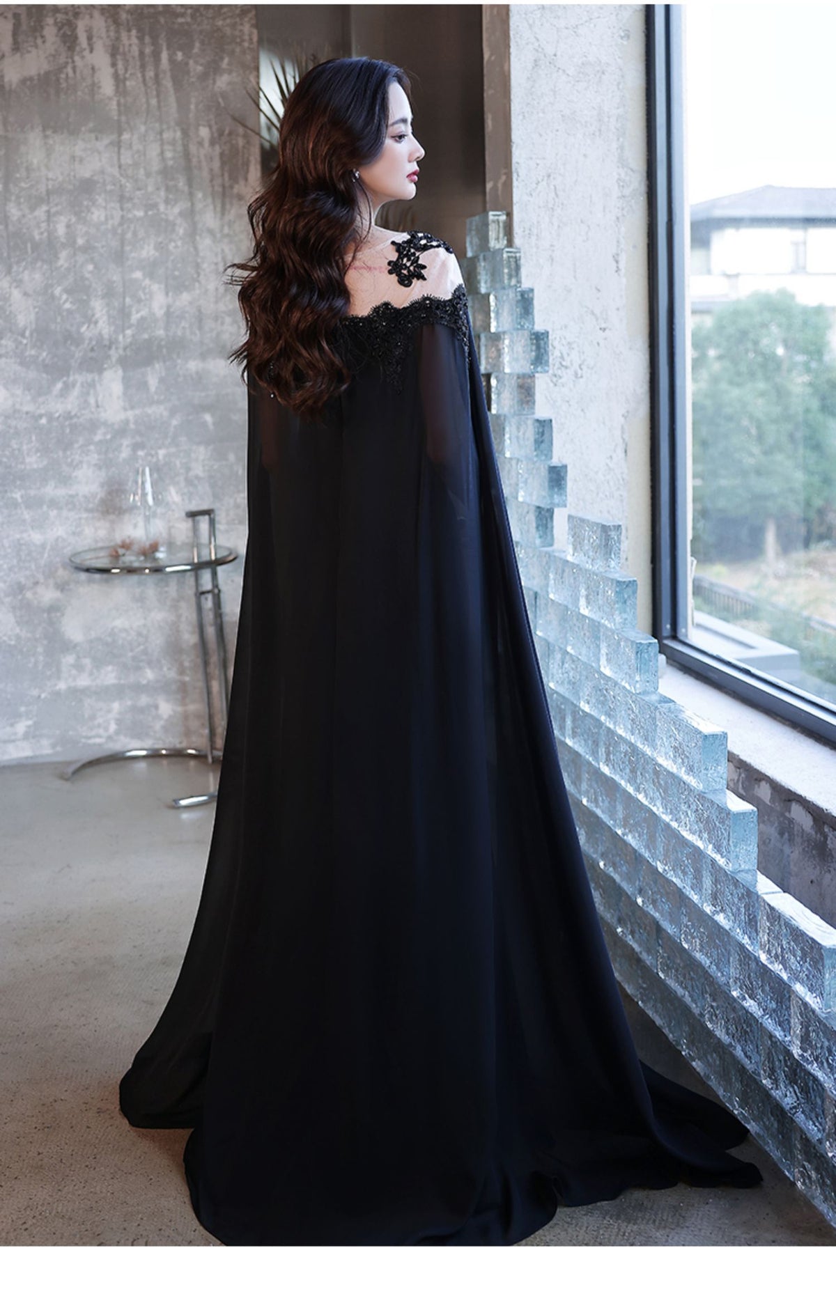 Robe de soirée noire pour femmes avec une sensation haut de gamme