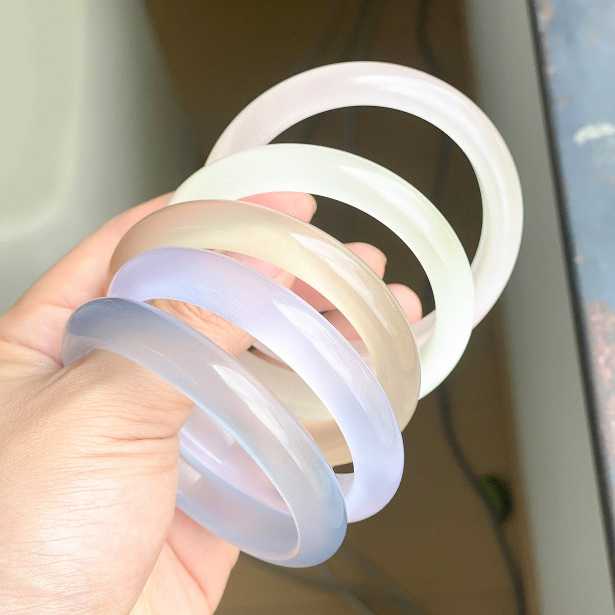 Bracelet pour les yeux de chat de type glace pour les femmes de haute qualité comme la lumière de lune blanche