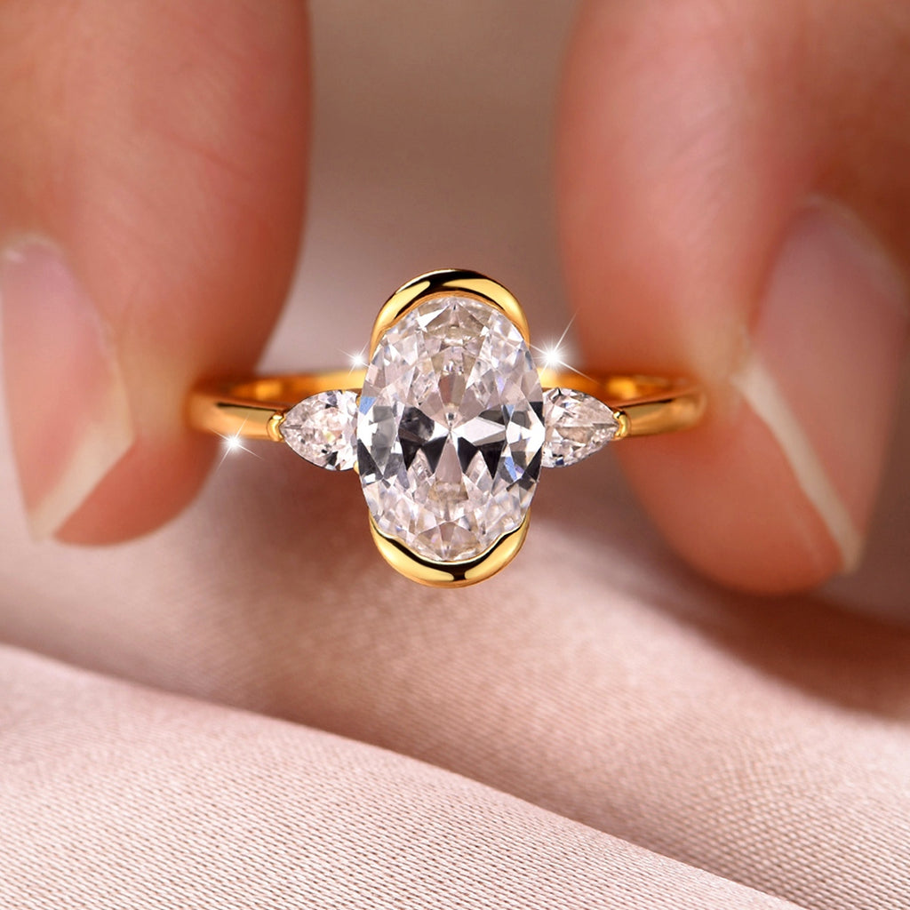 S925 Argent plaqué or 7x10mm Ovale Moissanite Anneau à trois tons D Couleur VVS1 US Taille 6-9 G