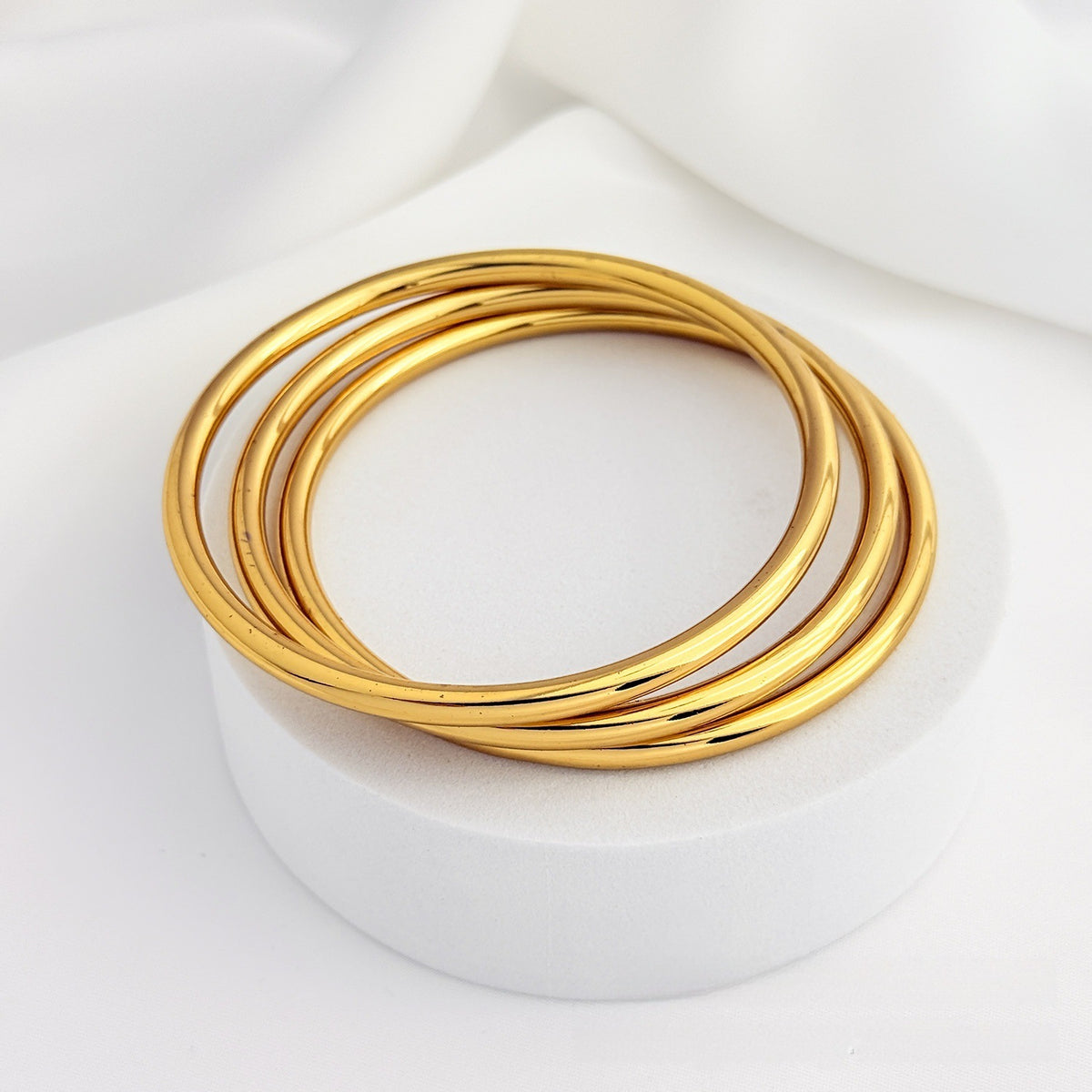Bracelets en acier inoxydable simple dans plusieurs styles