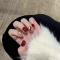 Nails à porter à la main peints à la main