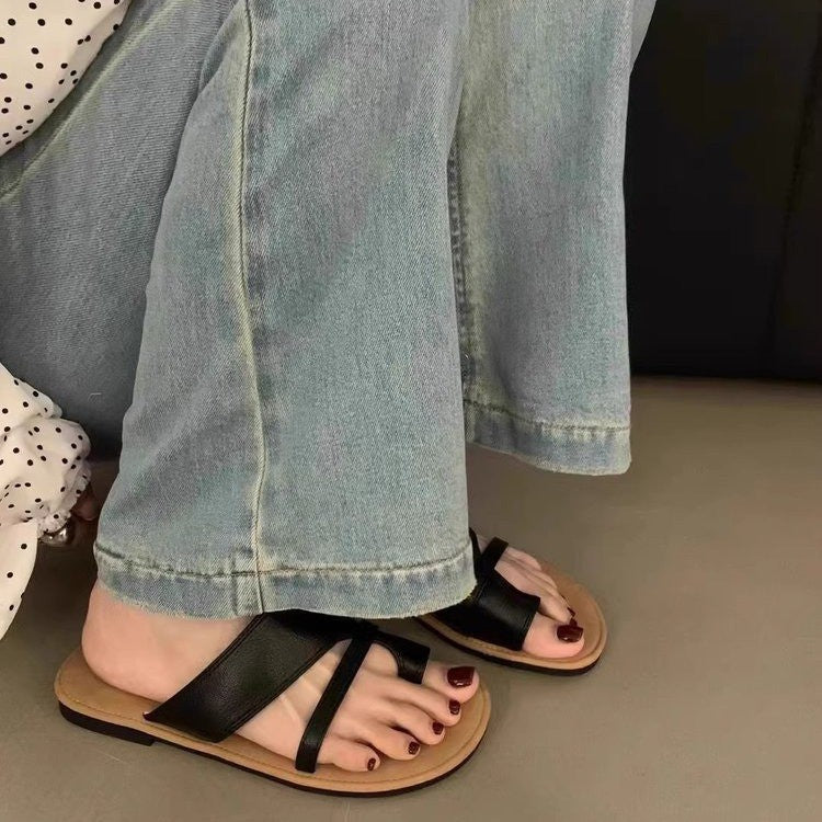 Femmes Minimalist Criss Cross Strap Sandales à glissière plate