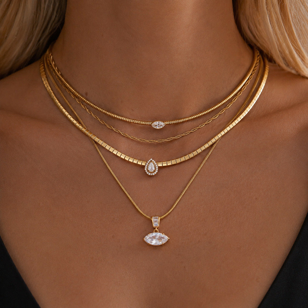Collier en acier inoxydable à ressort étroit Zircon Snake Bone