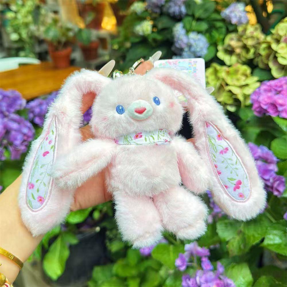 Pendentif en peluche de lapin