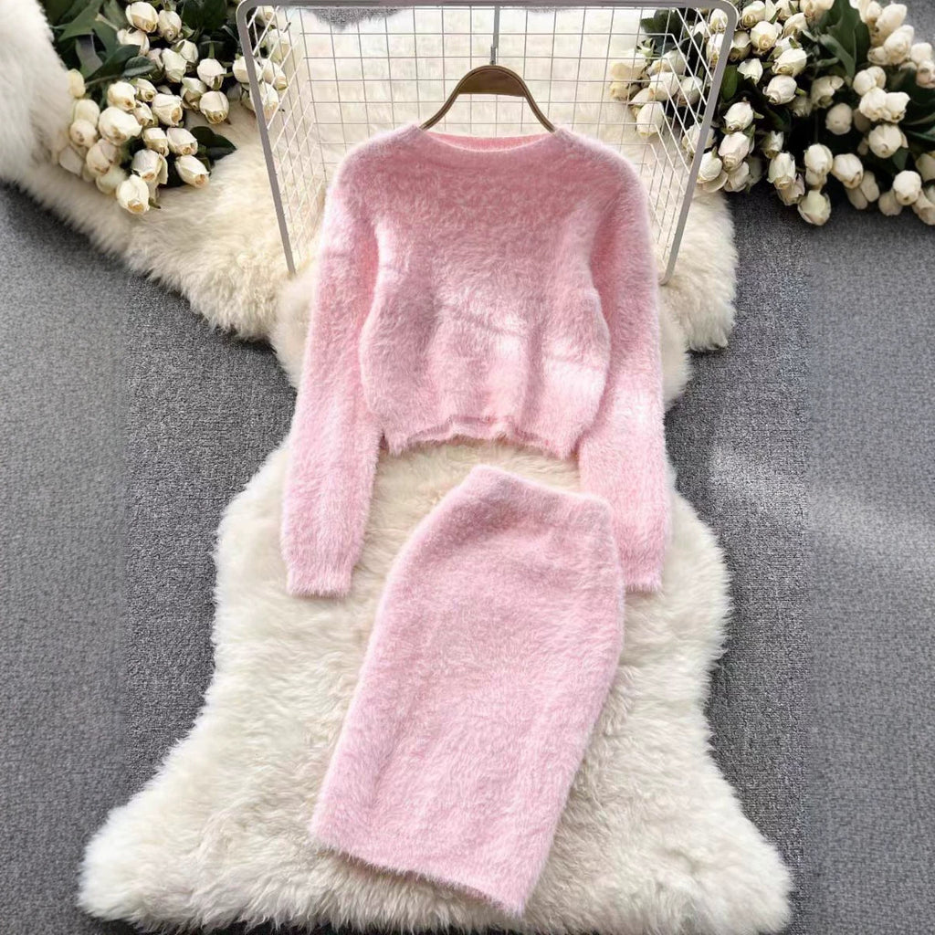 Short-Sleeve Sweater and Skirt Set