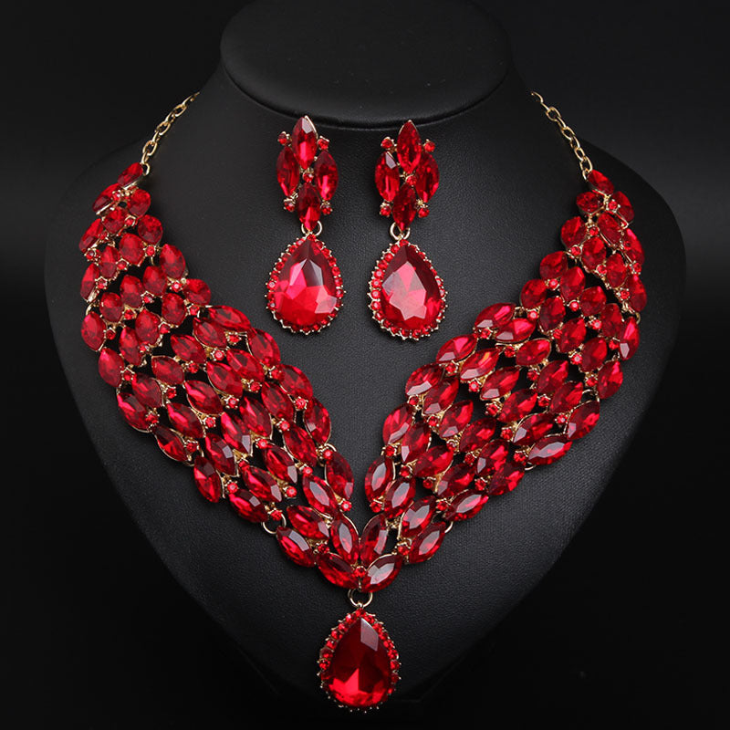 Ensemble de boucles d'oreilles en cristal collier africain