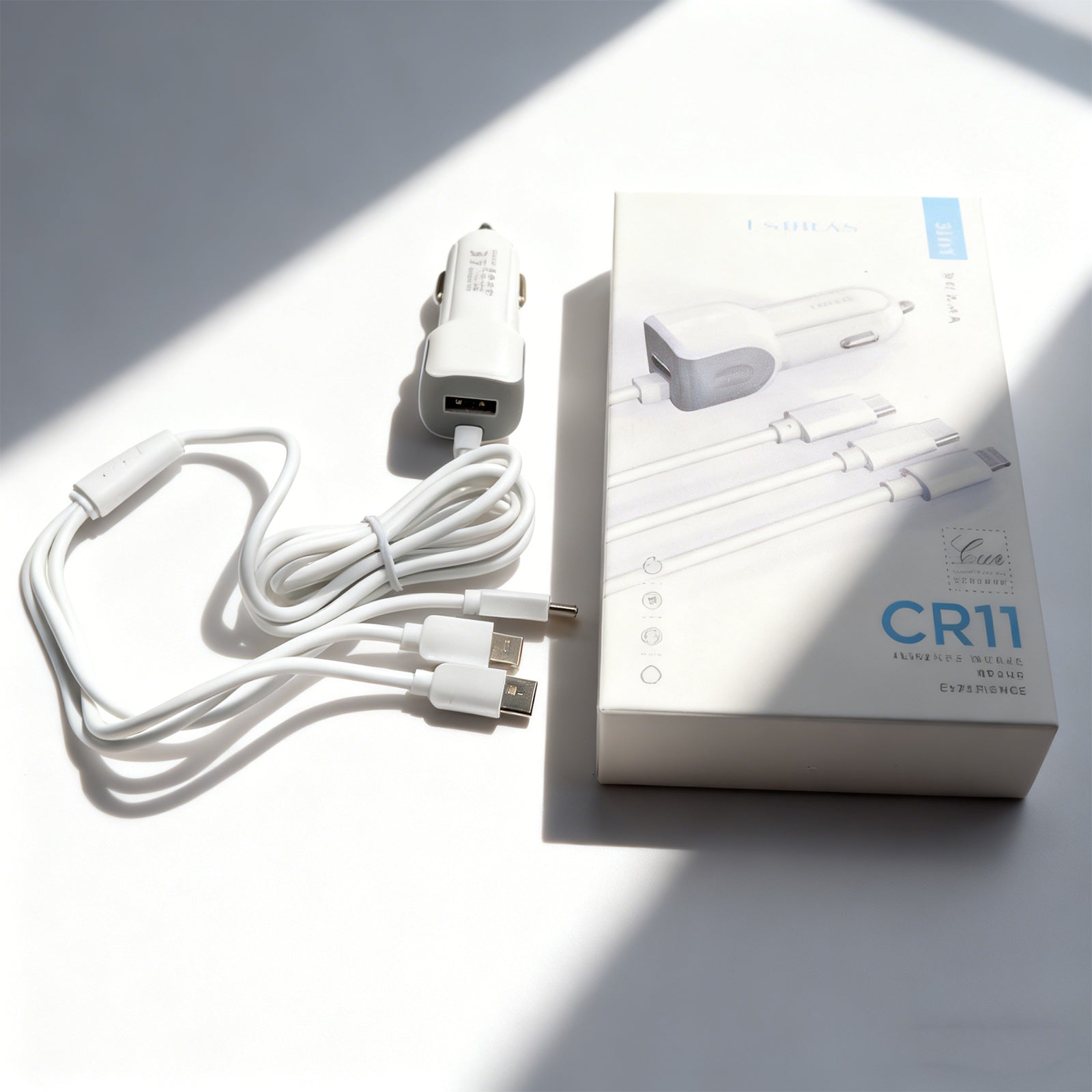Chargeur de voiture-7838