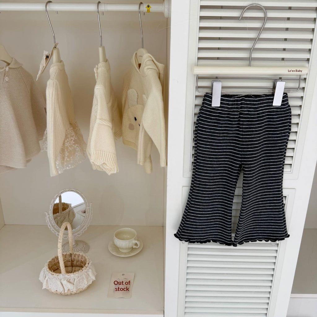 Le En Baby Kindergarten Outfits Autumn Chic Lace-Trim Top and Striped Flared Pantalons Set