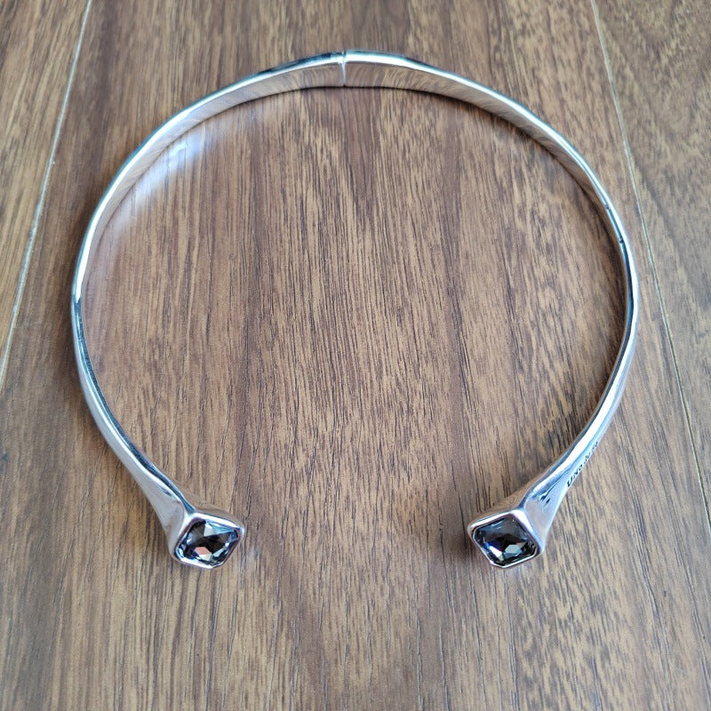 Personnalisé carrée géométrique femmes Niche Design Chic cristal Choker