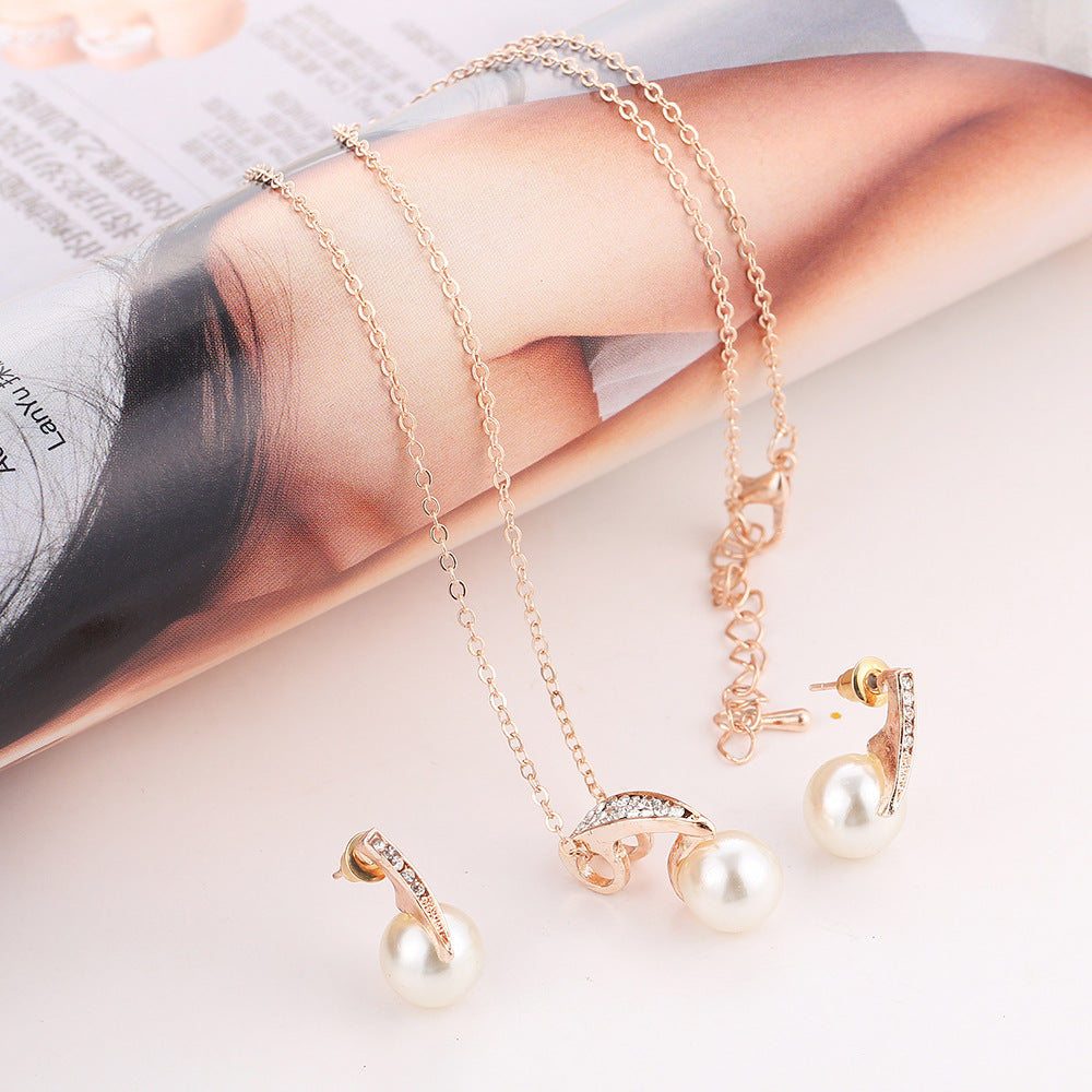 Ensemble de collier de fausse perle 2 pièces