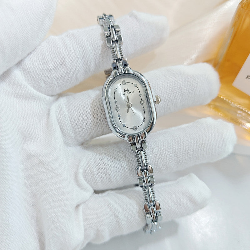 Rétro Luxe Montres Femmes incrustées de diamants