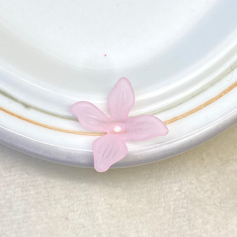 Perles de fleurs acryliques 4-Petal givrées