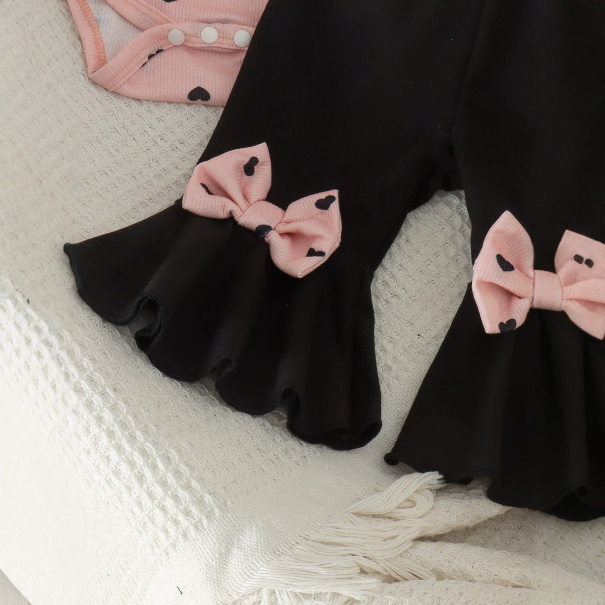 Pantalons à fond de cloche Bow-tie et ensemble de deux pièces pour nourrissons