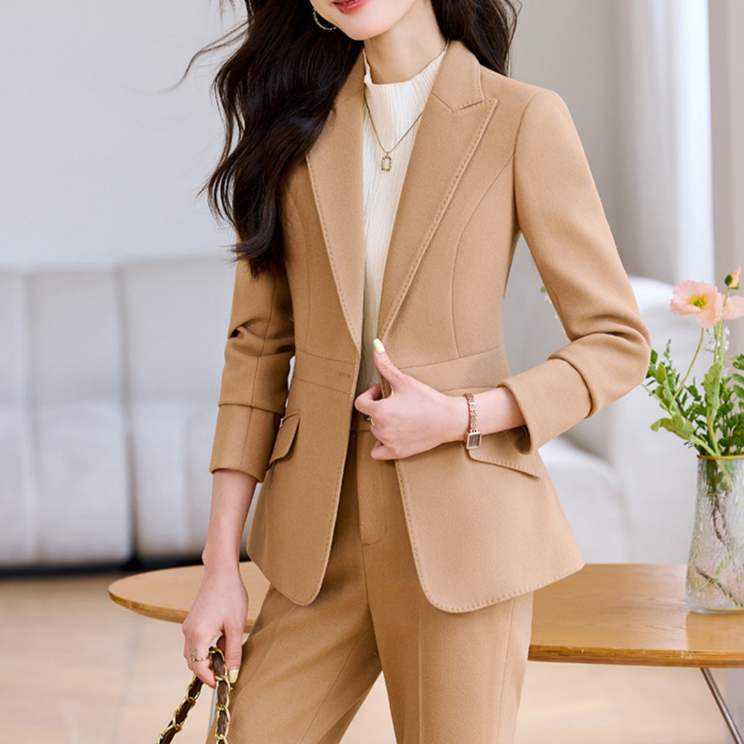 Blazer pour le transport d'un élégant uniforme d'usure formelle