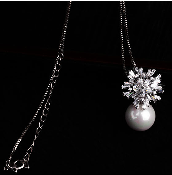 Collier en zircon perle
