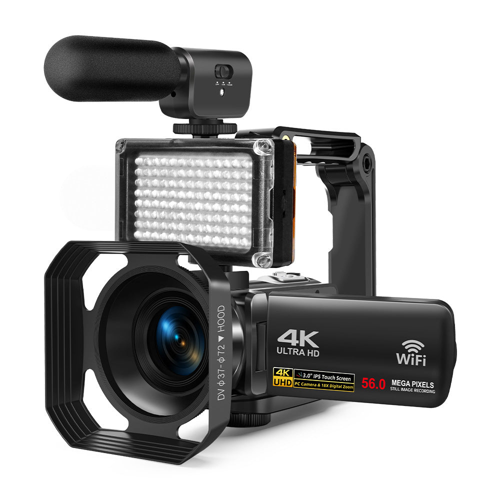 Caméscope numérique 4K avec un microphone coupe-vent et lumière de remplissage