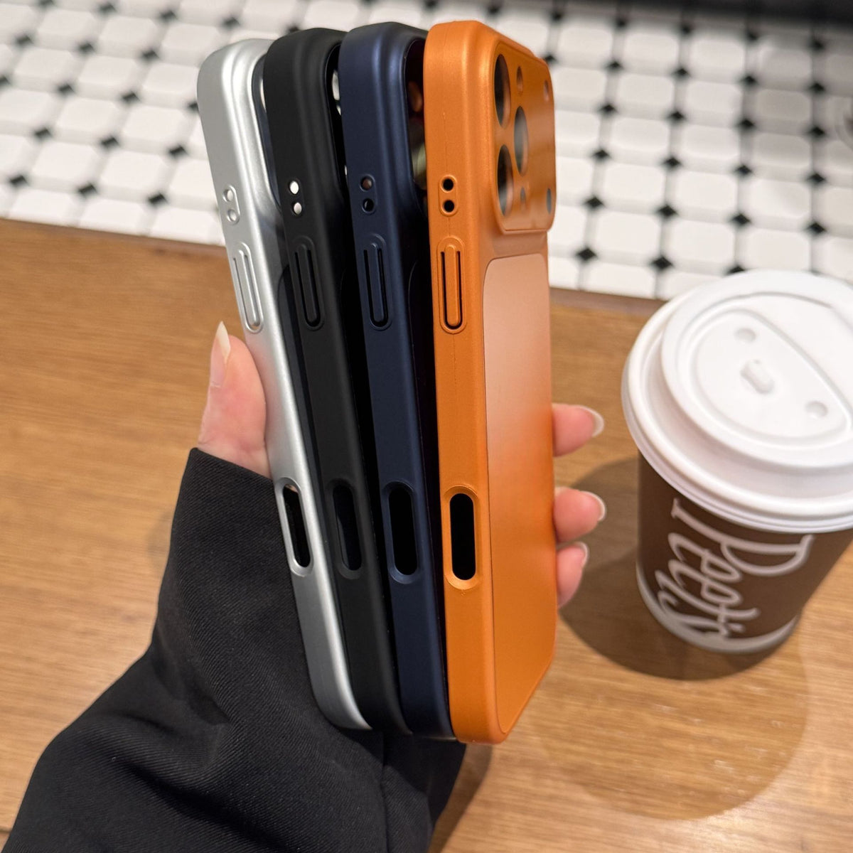 17promax Frosted Skin-feel Large Window Full Phone Case