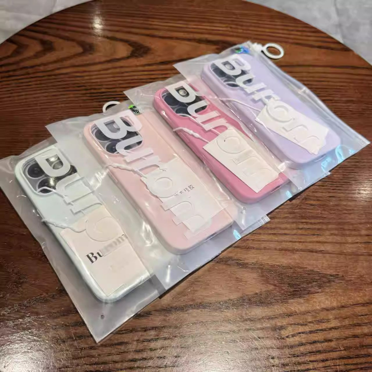 Applicable au boîtier de téléphone magnétique 17promax en silicone liquide