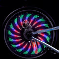 Lampes de vélo LED étanches Bande de lampe de roue 32 Patterns