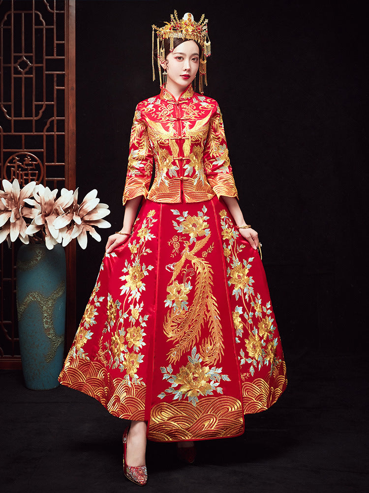 Dragon chinois et Phoenix ont une robe Chaplet et robe officielle Xiuhe