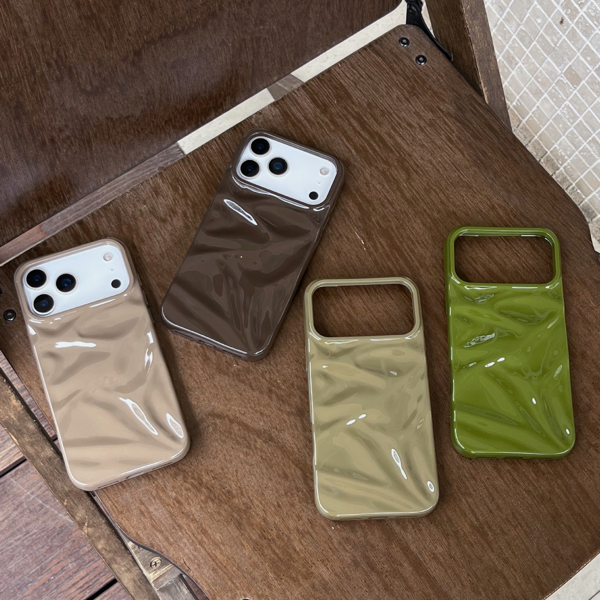 Modèle plissé en trois dimensions Automne et Hiver